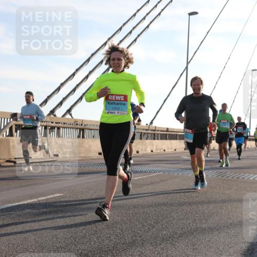 03.10.2025 - Köhlbrandbrückenlauf Yannick Fuchs http://msf.ph/oto/9141166 03.10.2025 08:26:04 Position 2 1312 meine-sportfotos.de