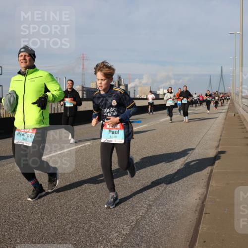 03.10.2025 - Köhlbrandbrückenlauf Lena Gebhardt http://msf.ph/oto/9141172 03.10.2025 09:58:58 Position 2 1549, 1548 meine-sportfotos.de