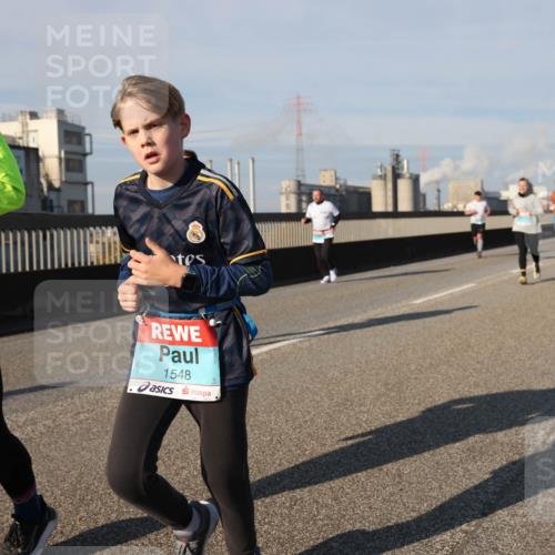 03.10.2025 - Köhlbrandbrückenlauf Lena Gebhardt http://msf.ph/oto/9141175 03.10.2025 09:58:59 Position 2 1549, 1548 meine-sportfotos.de