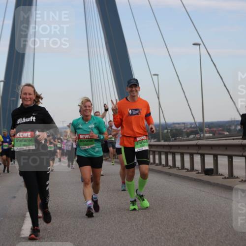 03.10.2025 - Köhlbrandbrückenlauf Jannik Wohlers http://msf.ph/oto/9141269 03.10.2025 15:34:21 Position 1 8584, 9081, 7821, 9327 meine-sportfotos.de