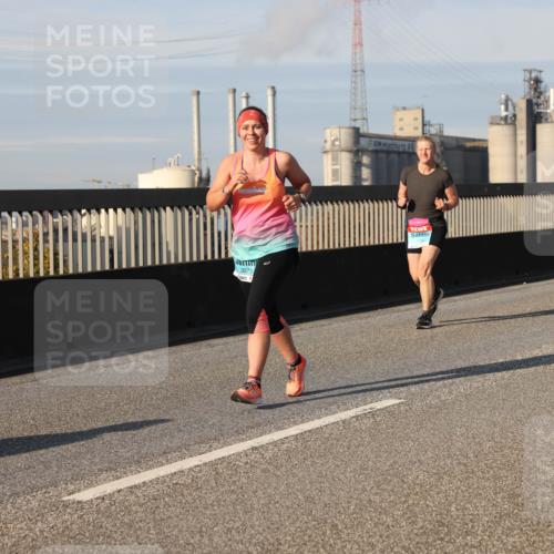 03.10.2025 - Köhlbrandbrückenlauf Lena Gebhardt http://msf.ph/oto/9141309 03.10.2025 09:59:06 Position 2 3273 meine-sportfotos.de