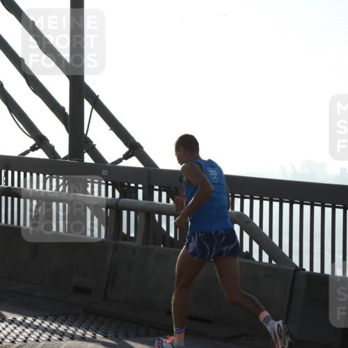 03.10.2025 - Köhlbrandbrückenlauf Yannick Fuchs http://msf.ph/oto/9141550 03.10.2025 08:26:25 Position 2 1765 meine-sportfotos.de
