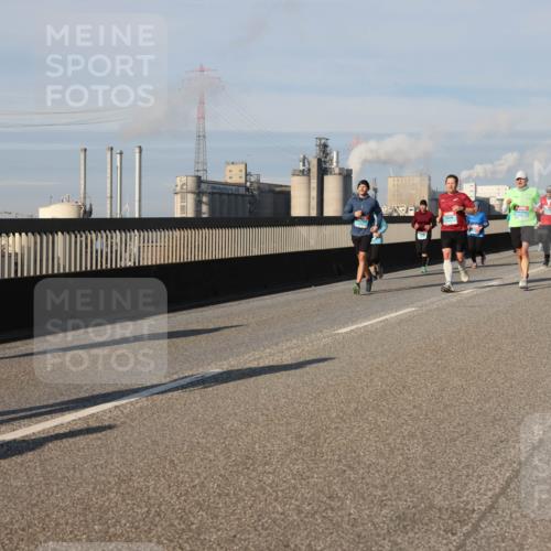 03.10.2025 - Köhlbrandbrückenlauf Lena Gebhardt http://msf.ph/oto/9141609 03.10.2025 09:59:26 Position 2  meine-sportfotos.de