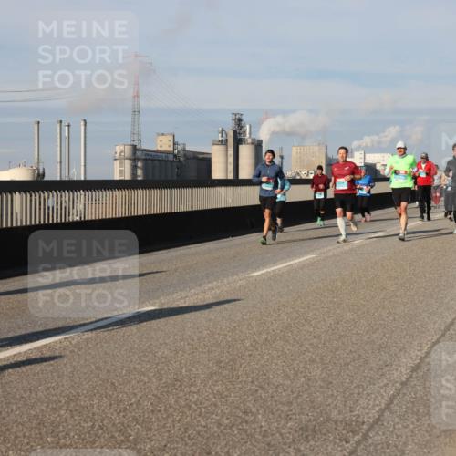 03.10.2025 - Köhlbrandbrückenlauf Lena Gebhardt http://msf.ph/oto/9141611 03.10.2025 09:59:26 Position 2  meine-sportfotos.de