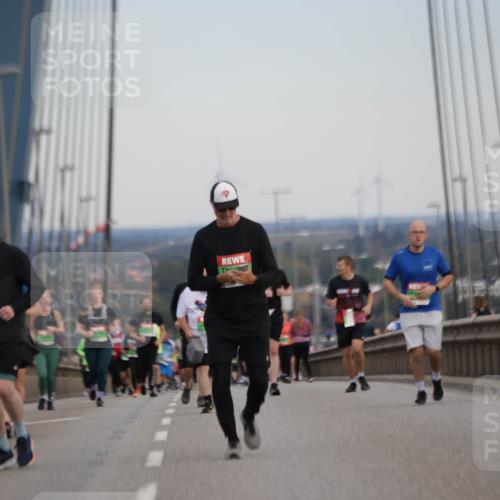 03.10.2025 - Köhlbrandbrückenlauf Jannik Wohlers http://msf.ph/oto/9141631 03.10.2025 15:39:05 Position 1  meine-sportfotos.de