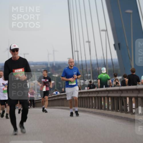 03.10.2025 - Köhlbrandbrückenlauf Jannik Wohlers http://msf.ph/oto/9141661 03.10.2025 15:39:06 Position 1  meine-sportfotos.de