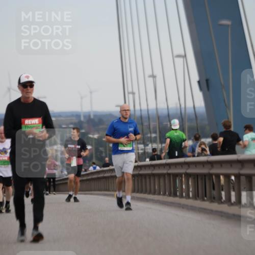 03.10.2025 - Köhlbrandbrückenlauf Jannik Wohlers http://msf.ph/oto/9141666 03.10.2025 15:39:06 Position 1  meine-sportfotos.de