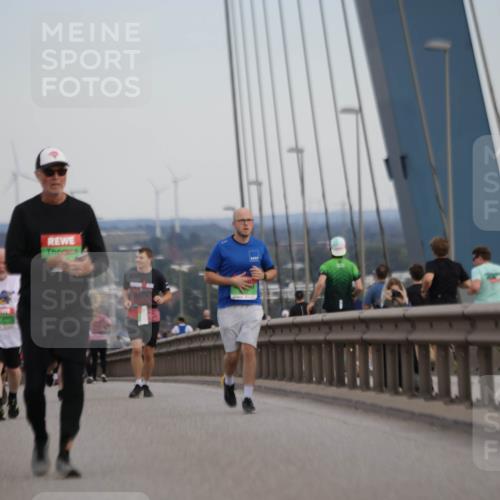 03.10.2025 - Köhlbrandbrückenlauf Jannik Wohlers http://msf.ph/oto/9141669 03.10.2025 15:39:07 Position 1  meine-sportfotos.de