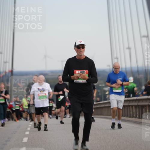 03.10.2025 - Köhlbrandbrückenlauf Jannik Wohlers http://msf.ph/oto/9141711 03.10.2025 15:39:08 Position 1 40 meine-sportfotos.de