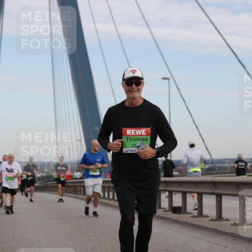 03.10.2025 - Köhlbrandbrückenlauf Jannik Wohlers http://msf.ph/oto/9141742 03.10.2025 15:39:15 Position 1 84 meine-sportfotos.de