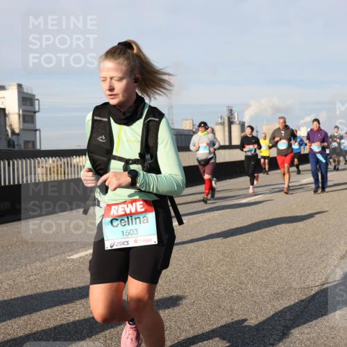 03.10.2025 - Köhlbrandbrückenlauf Lena Gebhardt http://msf.ph/oto/9141753 03.10.2025 09:59:35 Position 2 1503 meine-sportfotos.de