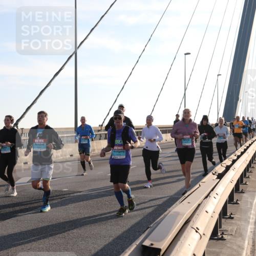 03.10.2025 - Köhlbrandbrückenlauf Yannick Fuchs http://msf.ph/oto/9141775 03.10.2025 08:26:56 Position 2 1415 meine-sportfotos.de