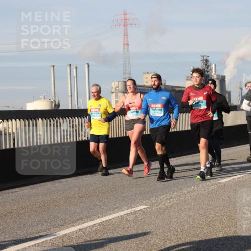 03.10.2025 - Köhlbrandbrückenlauf Lena Gebhardt http://msf.ph/oto/9141813 03.10.2025 09:59:39 Position 2 05, 2010 meine-sportfotos.de