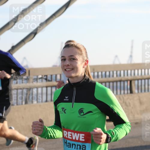 03.10.2025 - Köhlbrandbrückenlauf Yannick Fuchs http://msf.ph/oto/9141858 03.10.2025 08:27:05 Position 2  meine-sportfotos.de