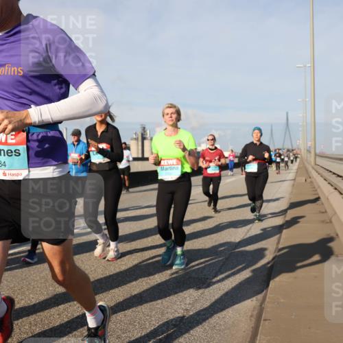 03.10.2025 - Köhlbrandbrückenlauf Lena Gebhardt http://msf.ph/oto/9141896 03.10.2025 09:59:43 Position 2 2984 meine-sportfotos.de