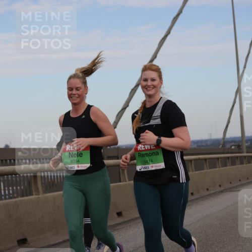 03.10.2025 - Köhlbrandbrückenlauf Jannik Wohlers http://msf.ph/oto/9141937 03.10.2025 15:39:26 Position 1 8394, 8414 meine-sportfotos.de