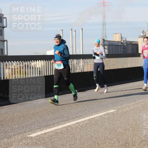 03.10.2025 - Köhlbrandbrückenlauf Lena Gebhardt http://msf.ph/oto/9142009 03.10.2025 09:59:50 Position 2 1576 meine-sportfotos.de