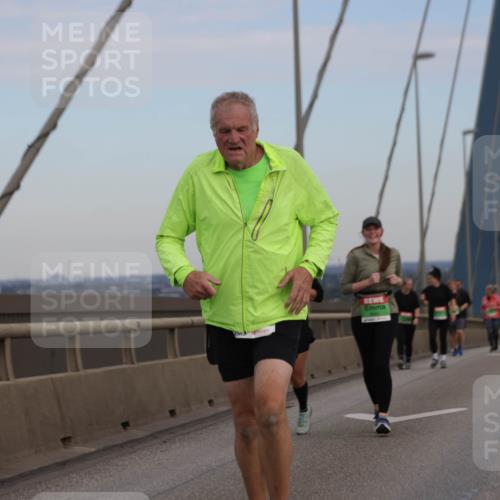 03.10.2025 - Köhlbrandbrückenlauf Jannik Wohlers http://msf.ph/oto/9142090 03.10.2025 15:40:35 Position 1  meine-sportfotos.de