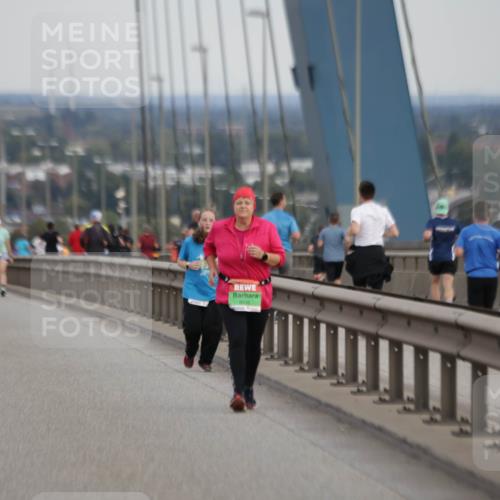 03.10.2025 - Köhlbrandbrückenlauf Jannik Wohlers http://msf.ph/oto/9142104 03.10.2025 15:41:17 Position 1  meine-sportfotos.de