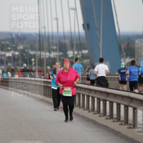 03.10.2025 - Köhlbrandbrückenlauf Jannik Wohlers http://msf.ph/oto/9142113 03.10.2025 15:41:17 Position 1 9035 meine-sportfotos.de