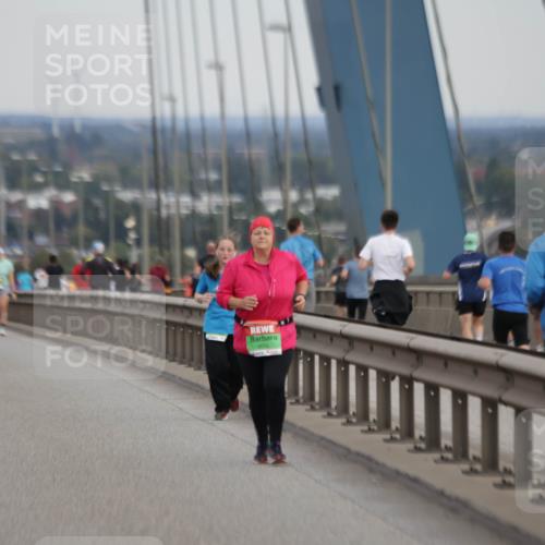 03.10.2025 - Köhlbrandbrückenlauf Jannik Wohlers http://msf.ph/oto/9142117 03.10.2025 15:41:17 Position 1  meine-sportfotos.de