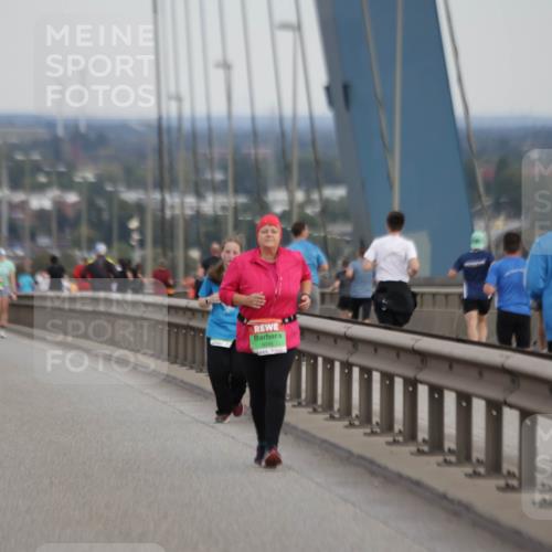 03.10.2025 - Köhlbrandbrückenlauf Jannik Wohlers http://msf.ph/oto/9142120 03.10.2025 15:41:17 Position 1  meine-sportfotos.de