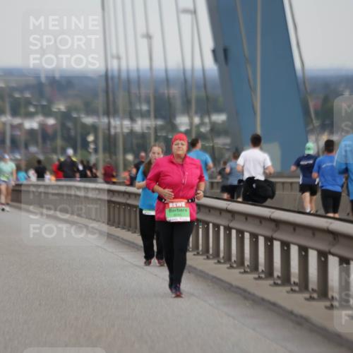 03.10.2025 - Köhlbrandbrückenlauf Jannik Wohlers http://msf.ph/oto/9142124 03.10.2025 15:41:17 Position 1  meine-sportfotos.de