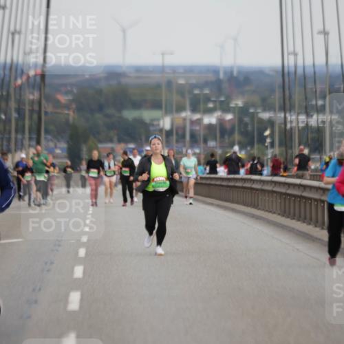 03.10.2025 - Köhlbrandbrückenlauf Jannik Wohlers http://msf.ph/oto/9142141 03.10.2025 15:41:19 Position 1  meine-sportfotos.de