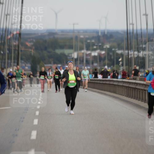 03.10.2025 - Köhlbrandbrückenlauf Jannik Wohlers http://msf.ph/oto/9142145 03.10.2025 15:41:19 Position 1  meine-sportfotos.de
