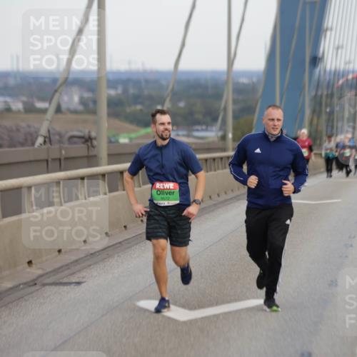 03.10.2025 - Köhlbrandbrückenlauf Jannik Wohlers http://msf.ph/oto/9142164 03.10.2025 15:41:21 Position 1 8672 meine-sportfotos.de