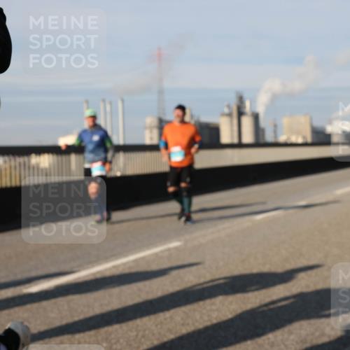 03.10.2025 - Köhlbrandbrückenlauf Lena Gebhardt http://msf.ph/oto/9142188 03.10.2025 09:59:58 Position 2  meine-sportfotos.de