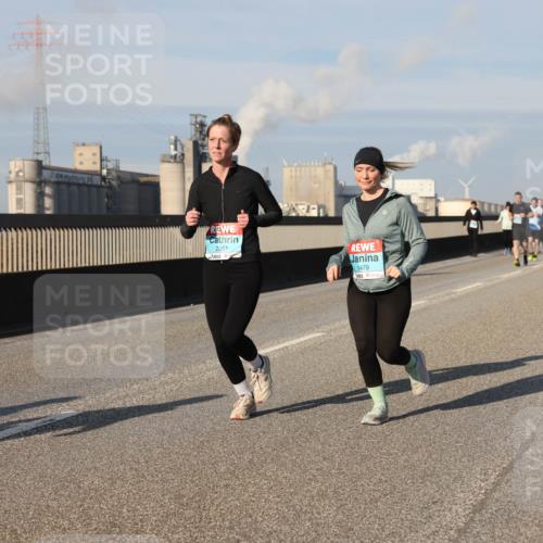 03.10.2025 - Köhlbrandbrückenlauf Lena Gebhardt http://msf.ph/oto/9142213 03.10.2025 10:00:00 Position 2 2051, 1479 meine-sportfotos.de