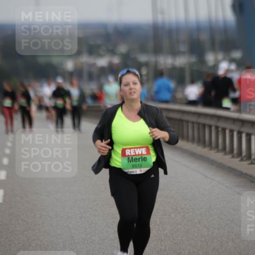 03.10.2025 - Köhlbrandbrückenlauf Jannik Wohlers http://msf.ph/oto/9142226 03.10.2025 15:41:29 Position 1 8512 meine-sportfotos.de