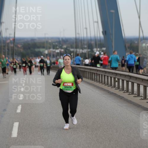 03.10.2025 - Köhlbrandbrückenlauf Jannik Wohlers http://msf.ph/oto/9142242 03.10.2025 15:41:29 Position 1 8512 meine-sportfotos.de