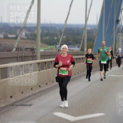 03.10.2025 - Köhlbrandbrückenlauf Jannik Wohlers http://msf.ph/oto/9142291 03.10.2025 15:41:35 Position 1 9465 meine-sportfotos.de