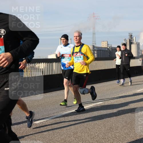 03.10.2025 - Köhlbrandbrückenlauf Lena Gebhardt http://msf.ph/oto/9142321 03.10.2025 10:00:11 Position 2 223, 1862, 3050 meine-sportfotos.de