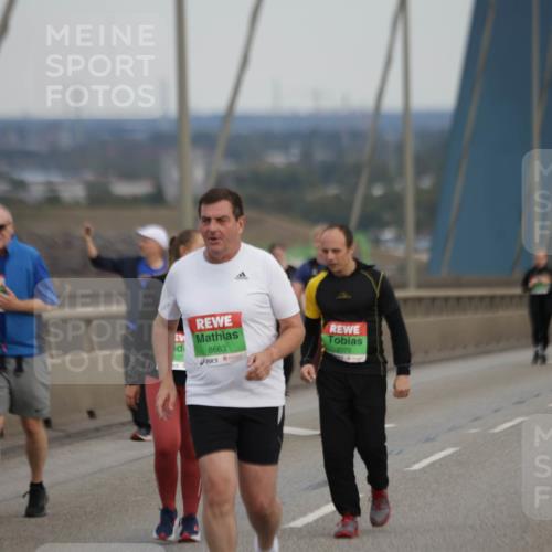 03.10.2025 - Köhlbrandbrückenlauf Jannik Wohlers http://msf.ph/oto/9142378 03.10.2025 15:41:54 Position 1 8663, 9375 meine-sportfotos.de