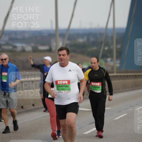 03.10.2025 - Köhlbrandbrückenlauf Jannik Wohlers http://msf.ph/oto/9142381 03.10.2025 15:41:54 Position 1 8663, 9375 meine-sportfotos.de