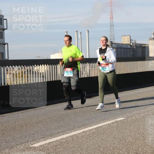 03.10.2025 - Köhlbrandbrückenlauf Lena Gebhardt http://msf.ph/oto/9142581 03.10.2025 10:00:24 Position 2 1995 meine-sportfotos.de