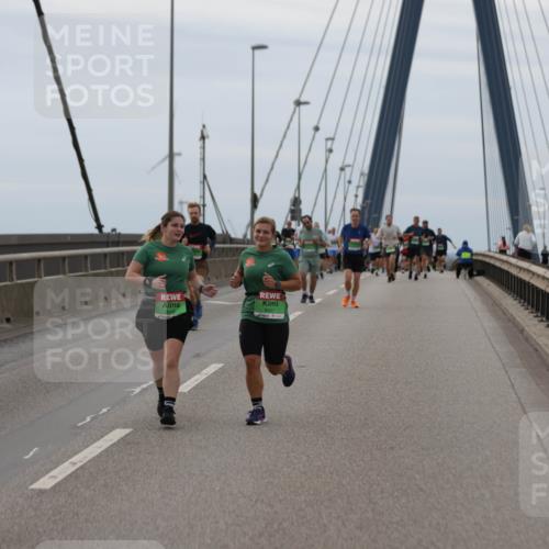 03.10.2025 - Köhlbrandbrückenlauf Jannik Wohlers http://msf.ph/oto/9142676 03.10.2025 15:43:57 Position 1  meine-sportfotos.de