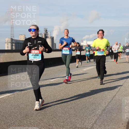 03.10.2025 - Köhlbrandbrückenlauf Lena Gebhardt http://msf.ph/oto/9142746 03.10.2025 10:00:37 Position 2 1971, 1663 meine-sportfotos.de