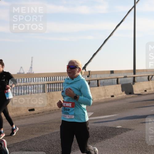 03.10.2025 - Köhlbrandbrückenlauf Yannick Fuchs http://msf.ph/oto/9142777 03.10.2025 08:29:42 Position 2 1514 meine-sportfotos.de