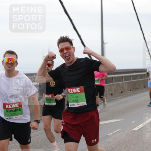 03.10.2025 - Köhlbrandbrückenlauf Jannik Wohlers http://msf.ph/oto/9142962 03.10.2025 15:44:14 Position 1 831, 7006, 9696, 7526 meine-sportfotos.de