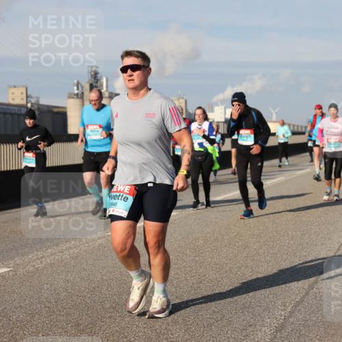 03.10.2025 - Köhlbrandbrückenlauf Lena Gebhardt http://msf.ph/oto/9143059 03.10.2025 10:00:56 Position 2 1846 meine-sportfotos.de