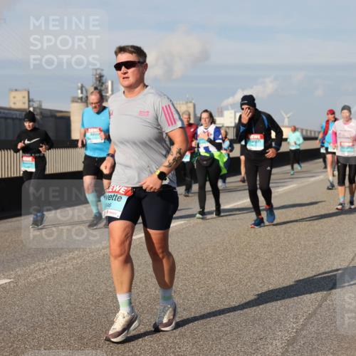 03.10.2025 - Köhlbrandbrückenlauf Lena Gebhardt http://msf.ph/oto/9143062 03.10.2025 10:00:56 Position 2 846 meine-sportfotos.de