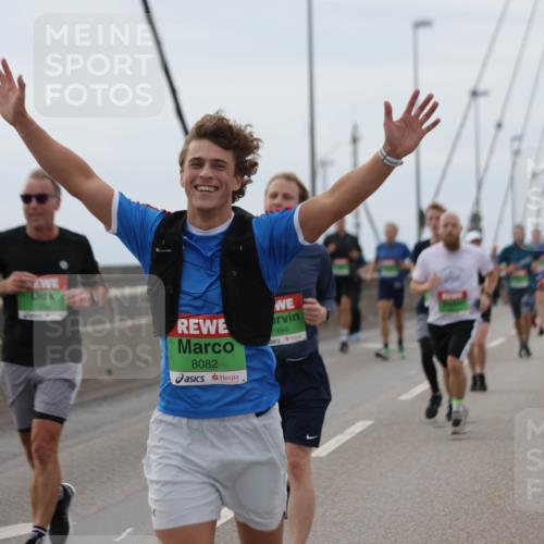 03.10.2025 - Köhlbrandbrückenlauf Jannik Wohlers http://msf.ph/oto/9143073 03.10.2025 15:44:20 Position 1 8082, 7494 meine-sportfotos.de