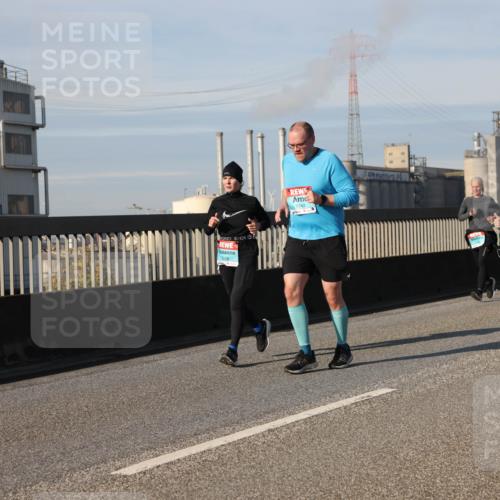 03.10.2025 - Köhlbrandbrückenlauf Lena Gebhardt http://msf.ph/oto/9143089 03.10.2025 10:00:58 Position 2 2076, 1740, 202, 3116 meine-sportfotos.de