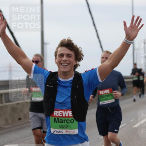 03.10.2025 - Köhlbrandbrückenlauf Jannik Wohlers http://msf.ph/oto/9143090 03.10.2025 15:44:20 Position 1 7494, 8082 meine-sportfotos.de