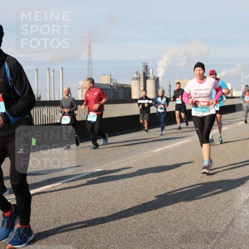 03.10.2025 - Köhlbrandbrückenlauf Lena Gebhardt http://msf.ph/oto/9143120 03.10.2025 10:00:59 Position 2 3116, 2024, 3574 meine-sportfotos.de