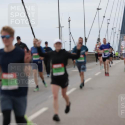 03.10.2025 - Köhlbrandbrückenlauf Jannik Wohlers http://msf.ph/oto/9143125 03.10.2025 15:44:23 Position 1  meine-sportfotos.de